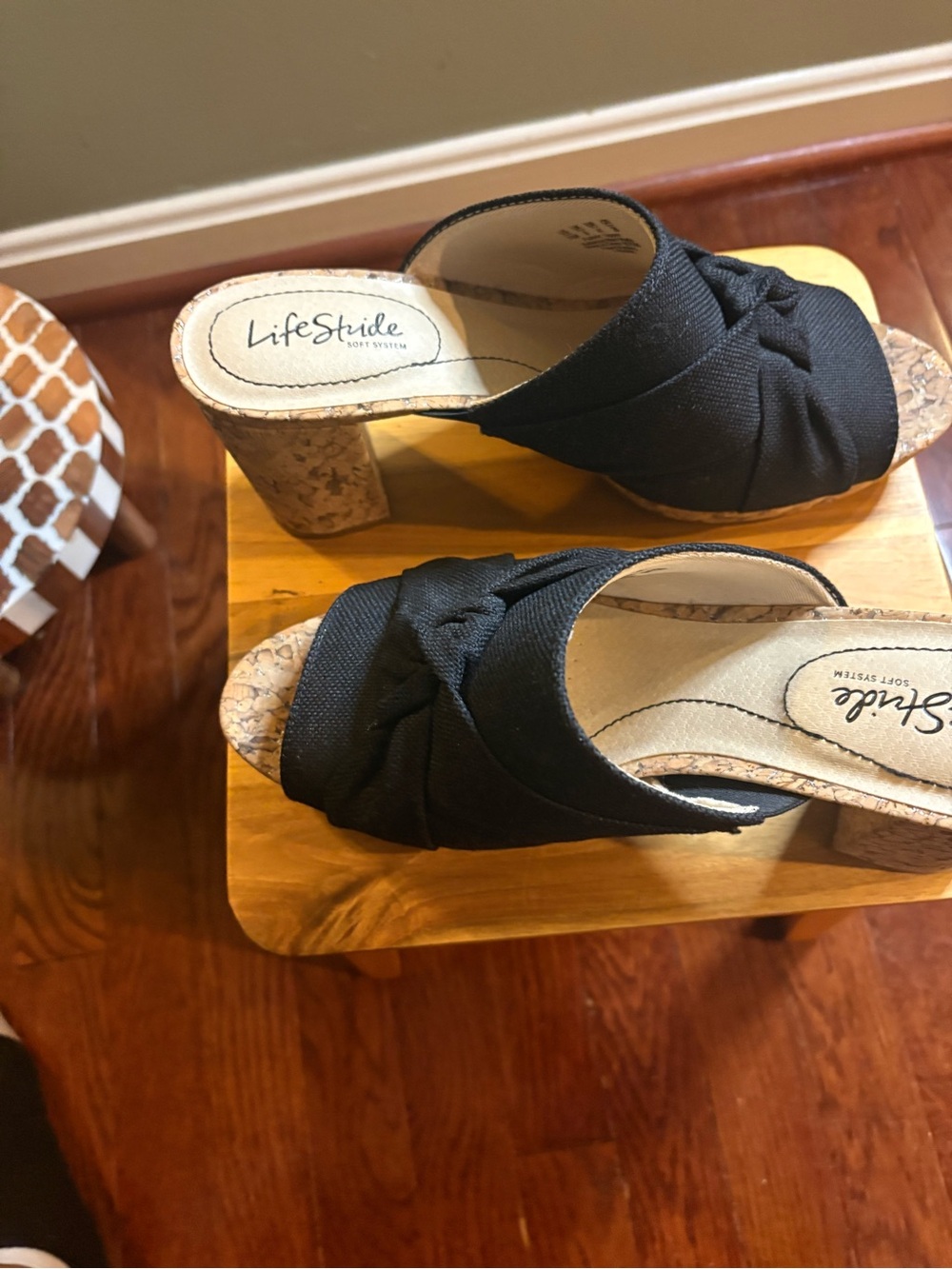 Life Stride Black Knot-Front Cork Slides - Picture 4 of 8